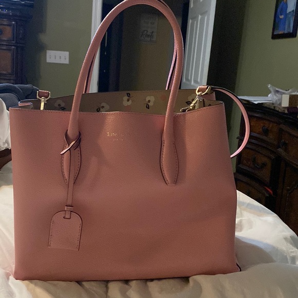 kate spade Handbags - Kate Spade harper satchel pink.